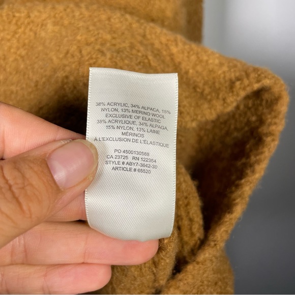 Aritzia Wilfred Free  yellow sweater pullover  half zipped  size  XS - Picture 7 of 9